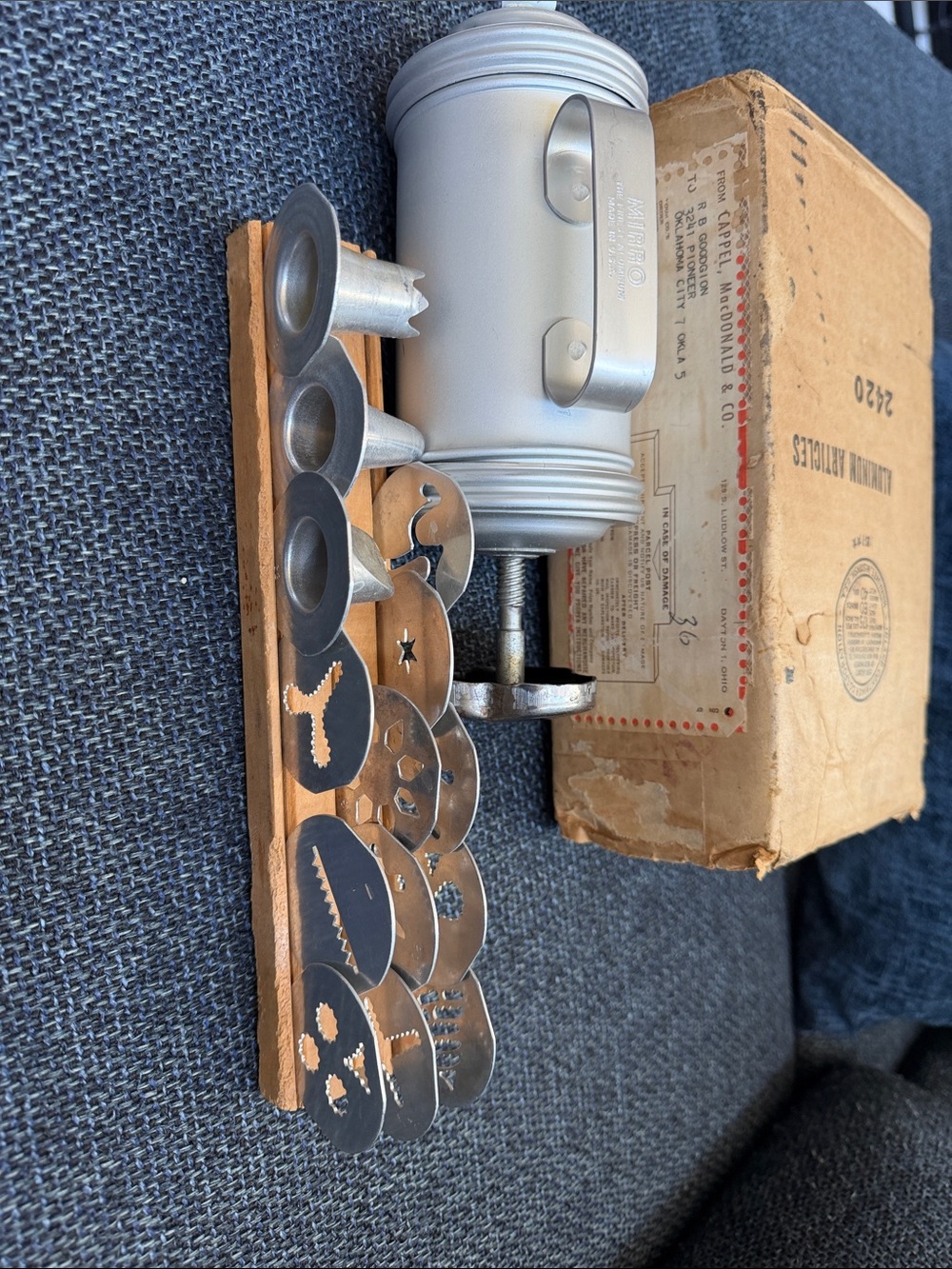 Vintage Mirro Aluminum Cookie Press 14 attachments original box